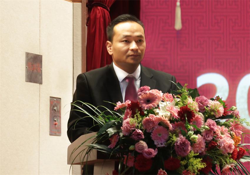集团副总、纪委副书记张成彪同志作华球线上平台,华球（中国）“关于2018年违纪违规及重大事故责任单位的通报及处理决定”