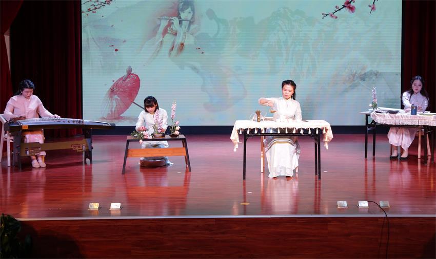 华球线上平台,华球（中国）2019年度工作动员大会---传统文化展示《茶花墨韵》