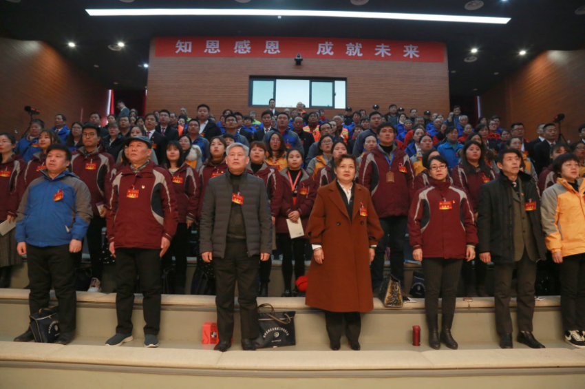 华球线上平台,华球（中国）2019年度工作动员大会---舞蹈《花开树恩》